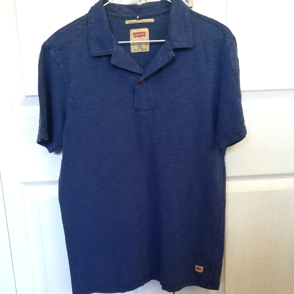 SALE: 2 X $16 Men Levi's Polo Shirt - Picture 1 of 4